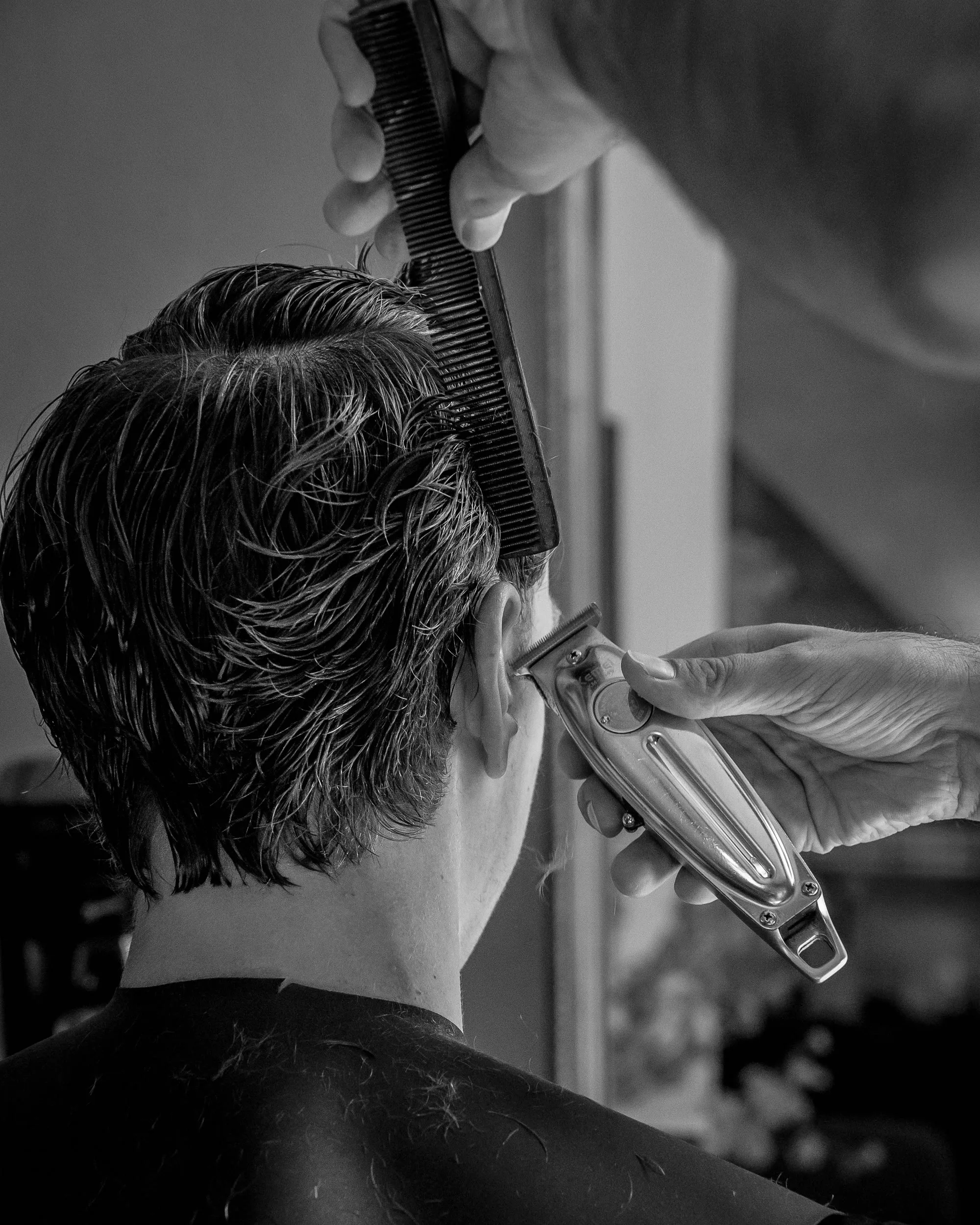 Tondeuse et peigne